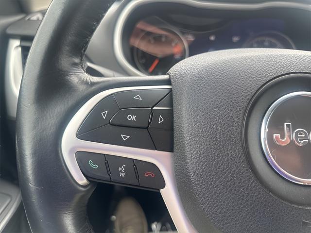 used 2016 Jeep Cherokee car, priced at $10,895