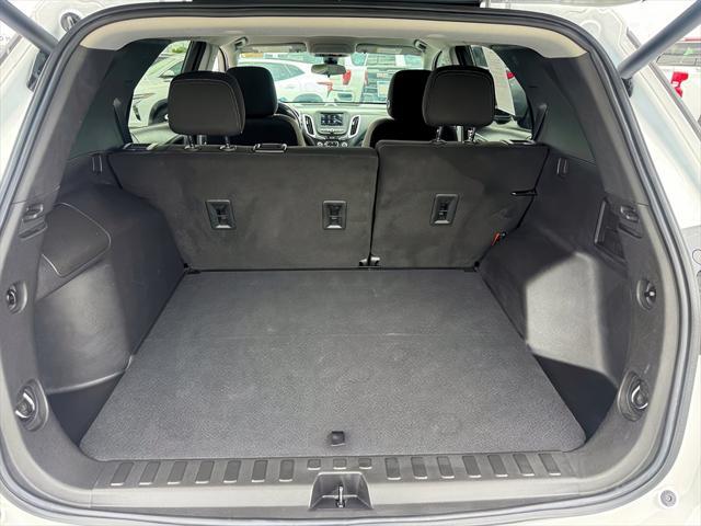 used 2022 Chevrolet Equinox car, priced at $23,399