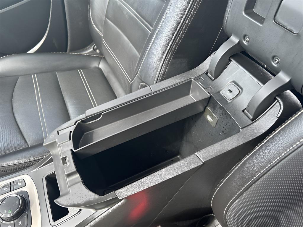 used 2022 GMC Terrain car, priced at $28,427