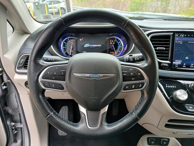 used 2021 Chrysler Pacifica Hybrid car, priced at $20,868