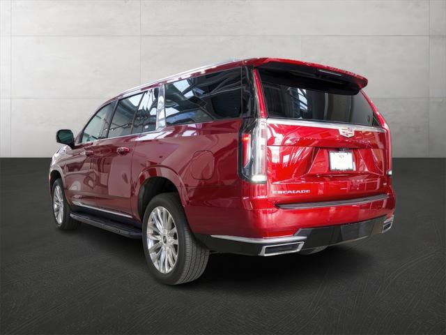 used 2023 Cadillac Escalade ESV car, priced at $73,292