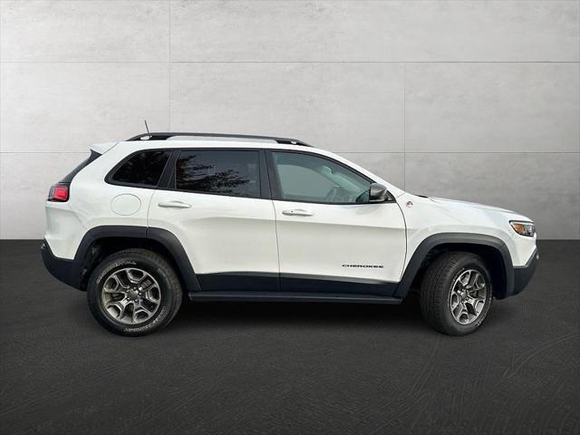 used 2020 Jeep Cherokee car, priced at $18,964