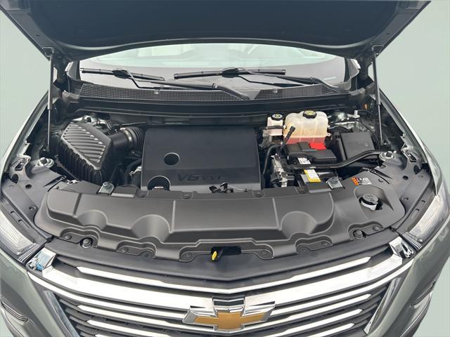 used 2022 Chevrolet Traverse car, priced at $33,540