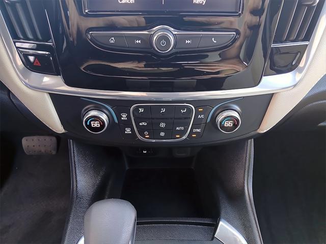 used 2022 Chevrolet Traverse car, priced at $29,495