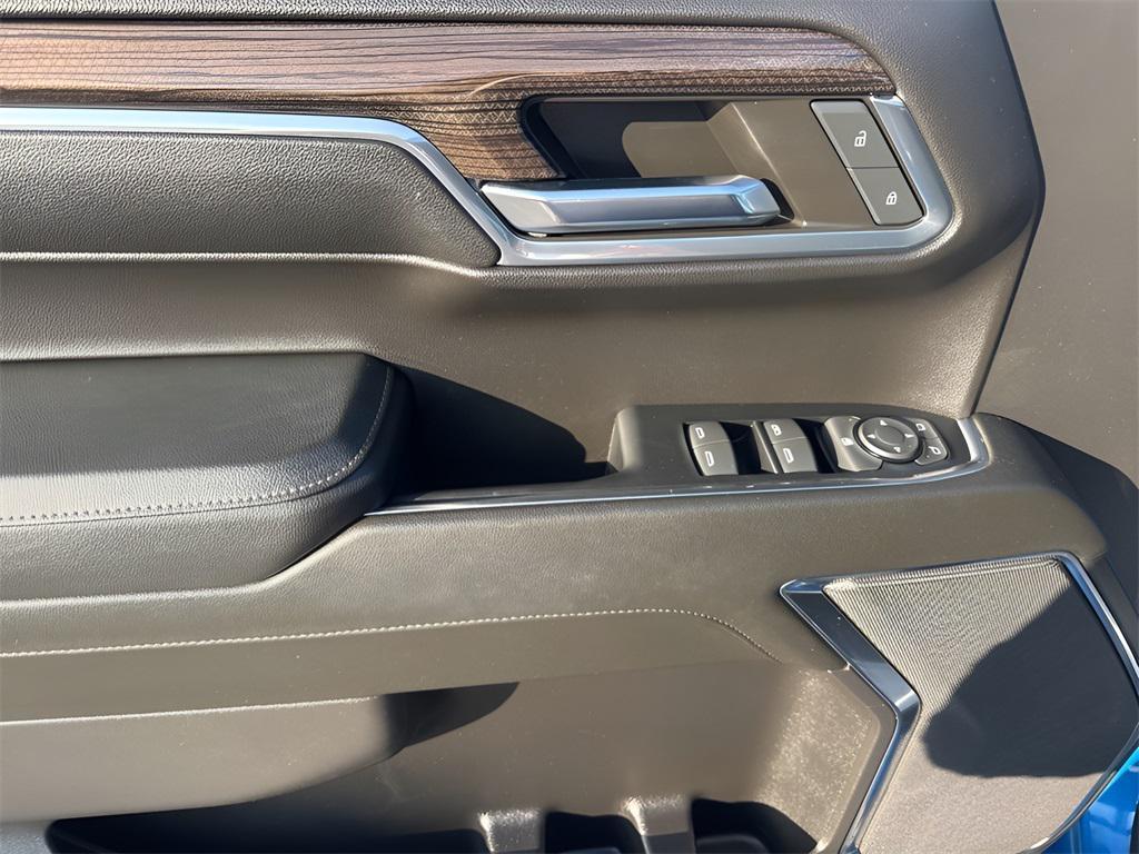 used 2024 Chevrolet Silverado 1500 car, priced at $51,999