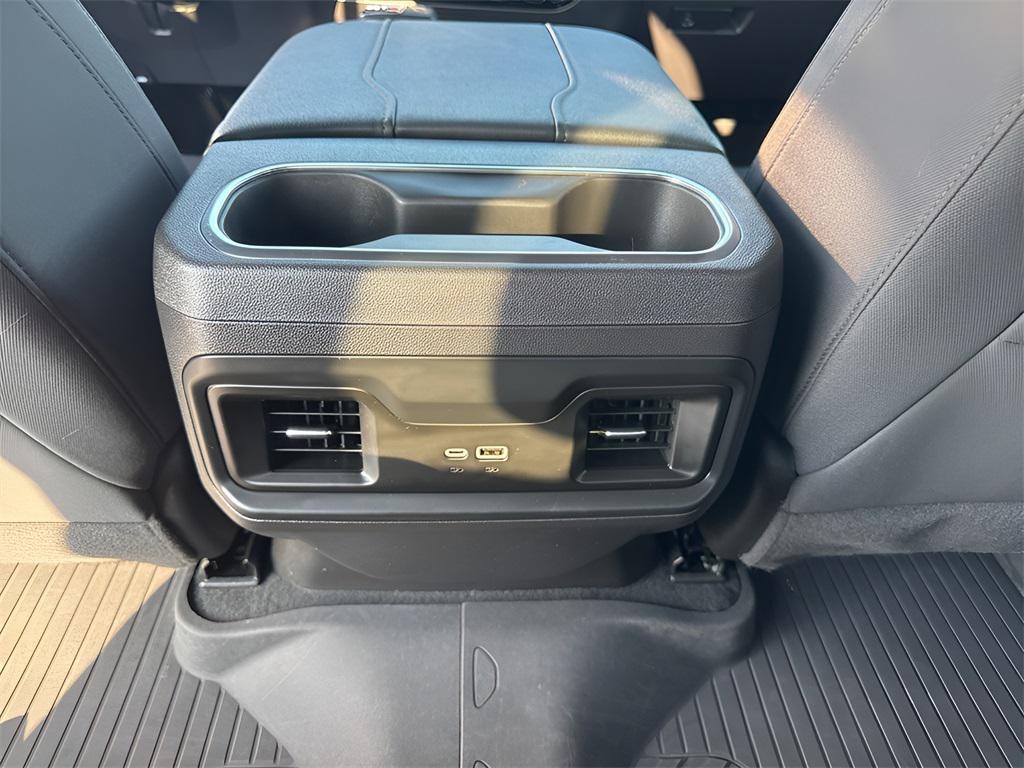 used 2024 Chevrolet Silverado 1500 car, priced at $51,999