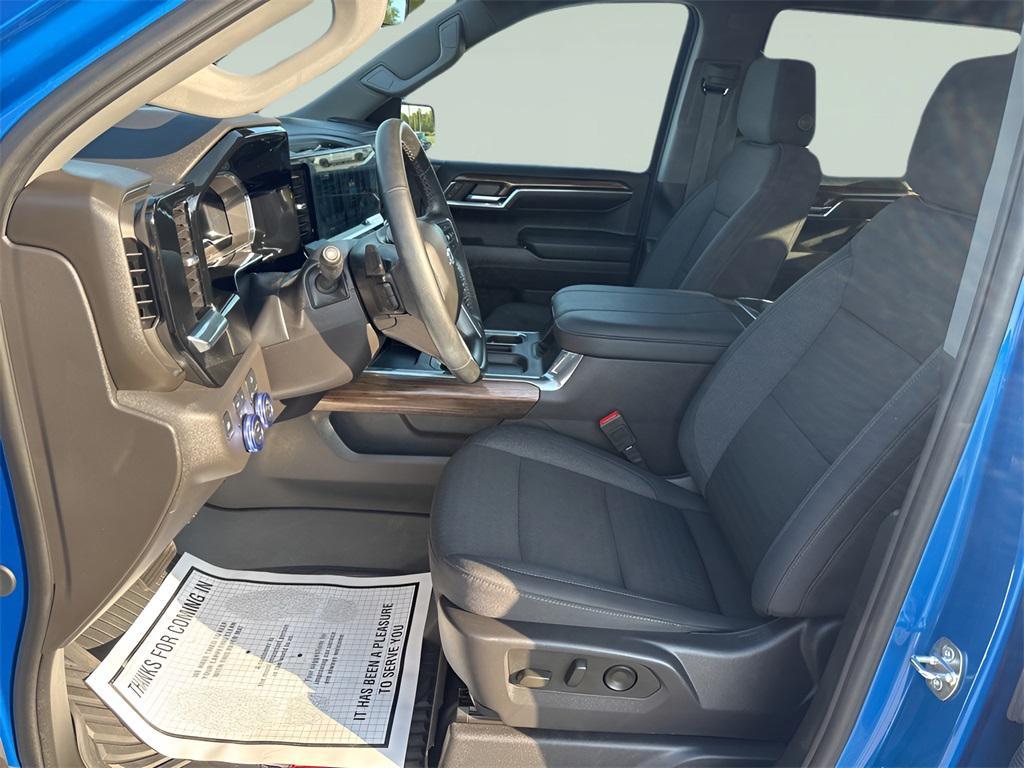 used 2024 Chevrolet Silverado 1500 car, priced at $51,999