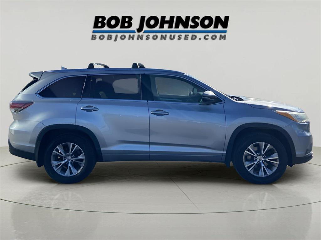 used 2015 Toyota Highlander car, priced at $15,749