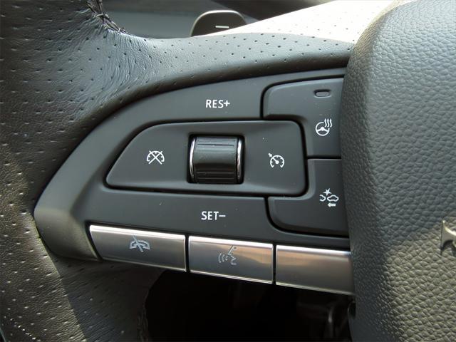 used 2024 Cadillac XT4 car, priced at $42,500