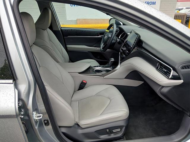 used 2022 Toyota Camry Hybrid car, priced at $28,272