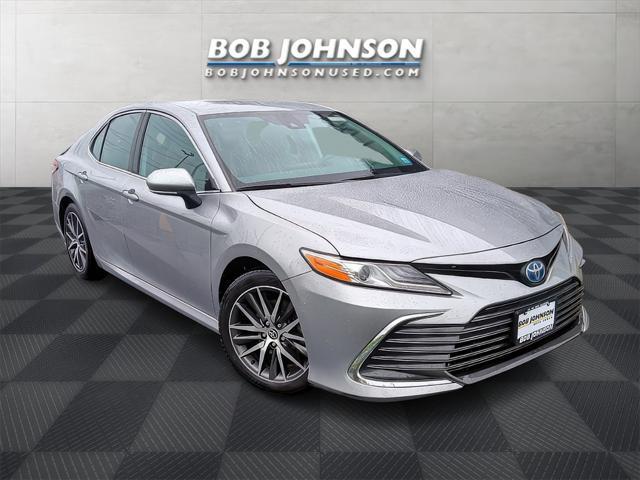 used 2022 Toyota Camry Hybrid car, priced at $28,272