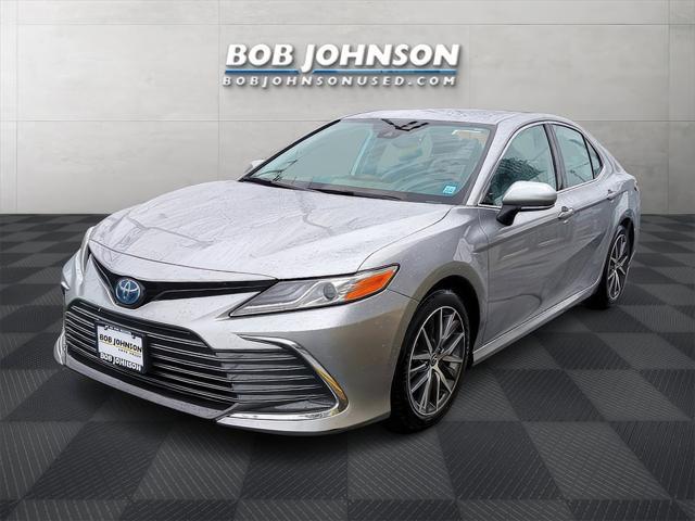 used 2022 Toyota Camry Hybrid car, priced at $28,272
