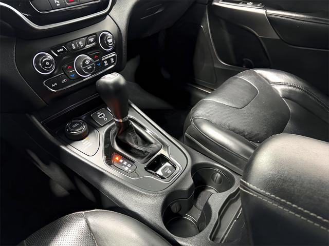 used 2020 Jeep Cherokee car, priced at $17,400