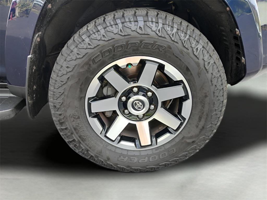 used 2018 Toyota 4Runner car, priced at $31,033
