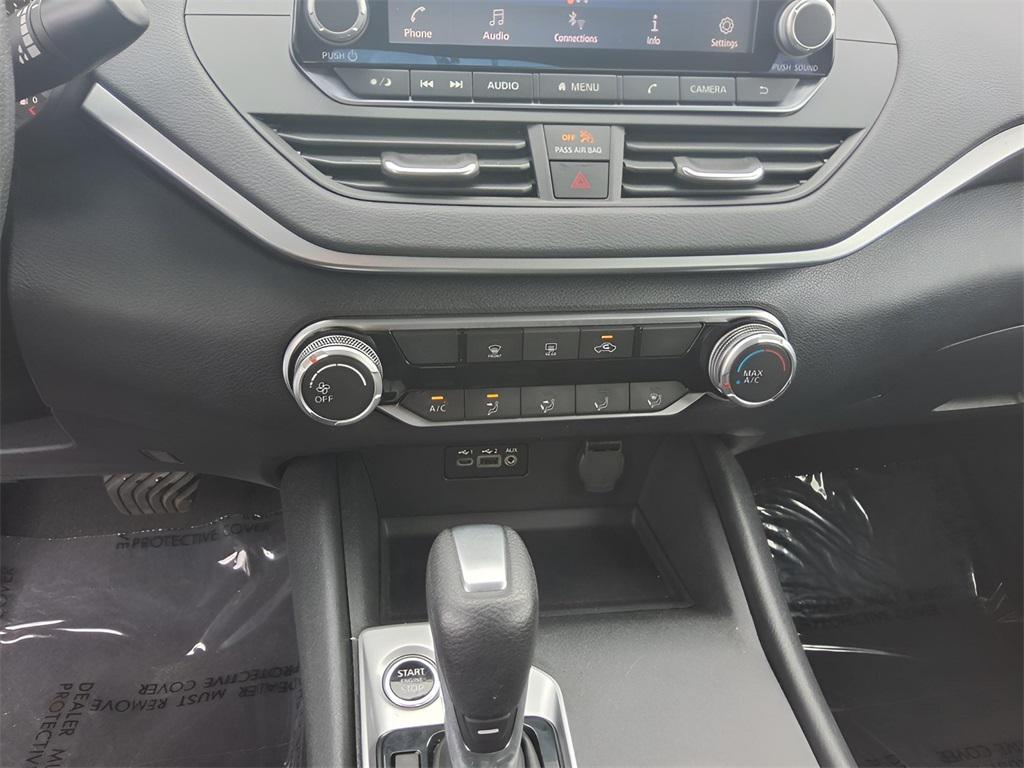 used 2022 Nissan Altima car, priced at $17,362