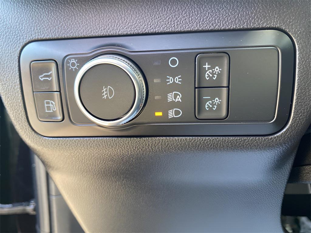 used 2022 Ford Escape car, priced at $19,899