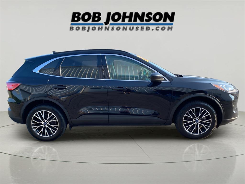 used 2022 Ford Escape car, priced at $19,899