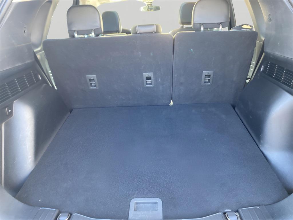 used 2022 Ford Escape car, priced at $19,899
