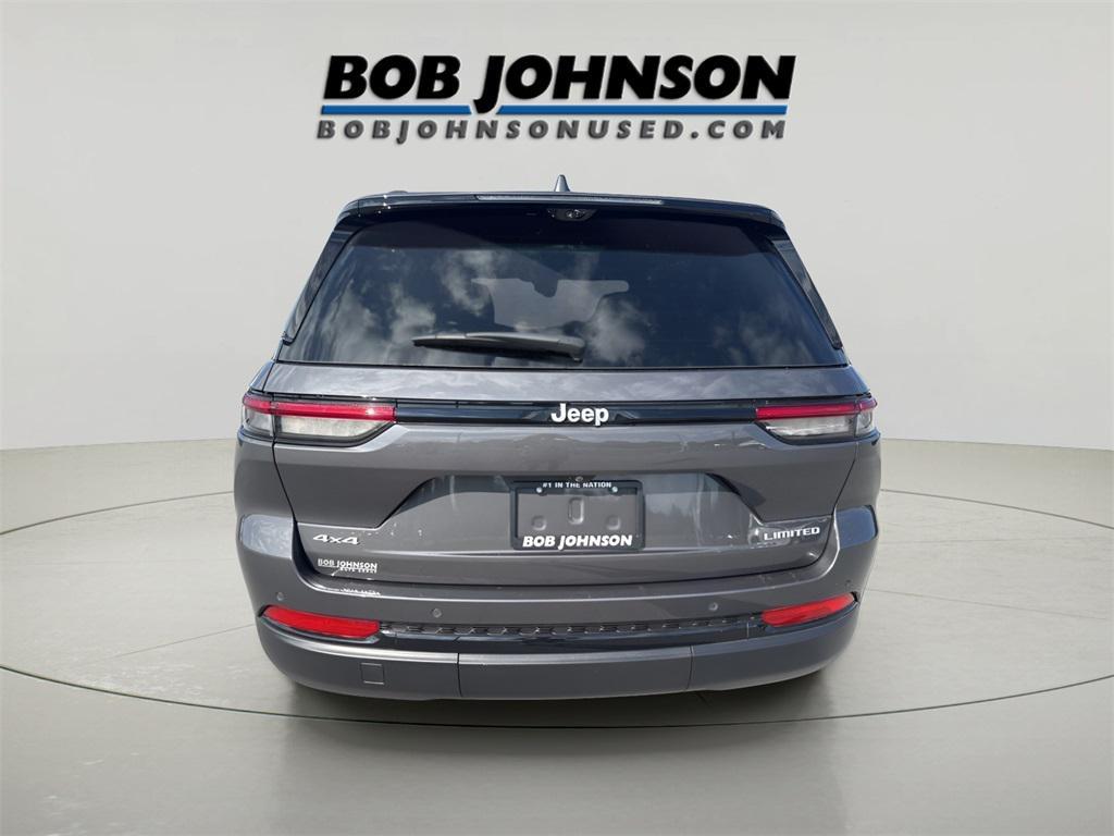used 2024 Jeep Grand Cherokee car, priced at $40,999