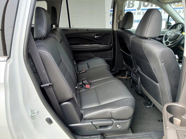 used 2021 Honda Pilot car, priced at $30,995
