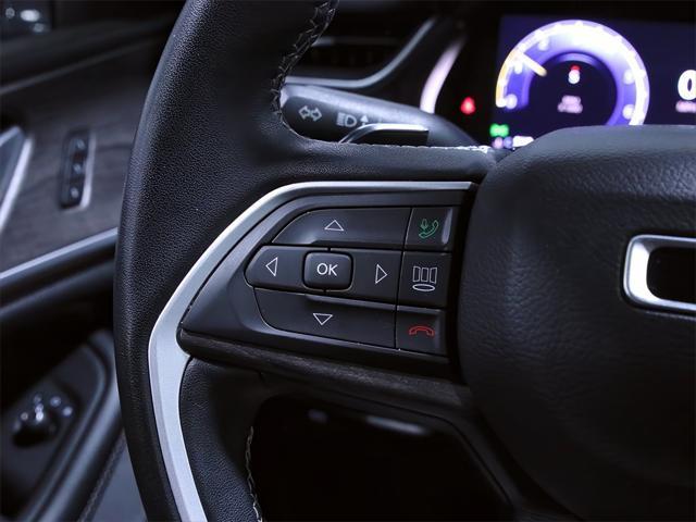 used 2022 Jeep Grand Cherokee car, priced at $35,394