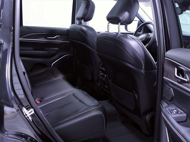 used 2022 Jeep Grand Cherokee car, priced at $35,394