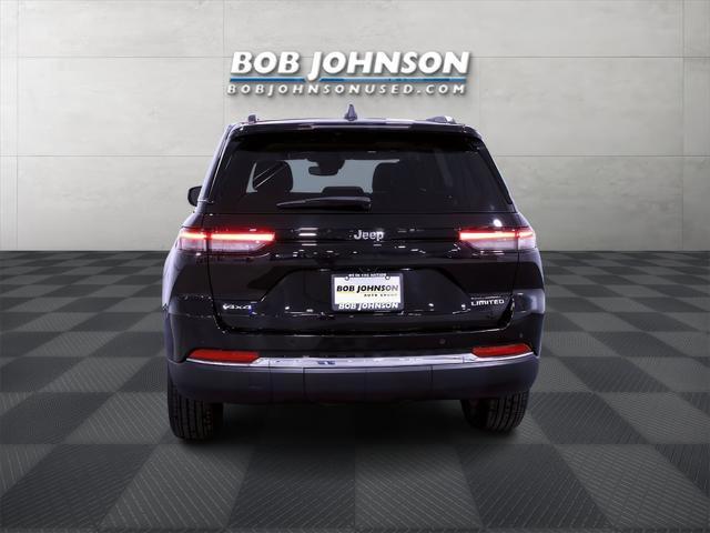 used 2022 Jeep Grand Cherokee car, priced at $35,394