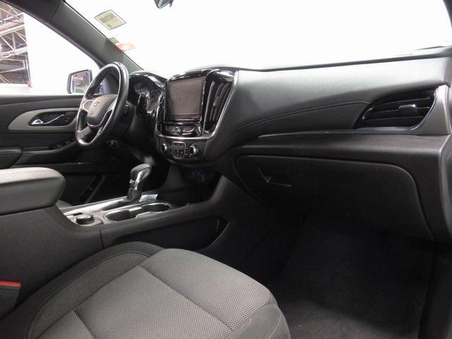 used 2023 Chevrolet Traverse car, priced at $34,998