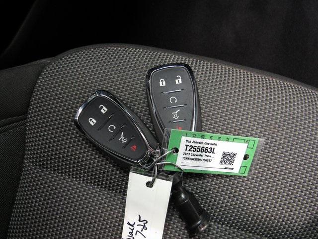 used 2023 Chevrolet Traverse car, priced at $34,998