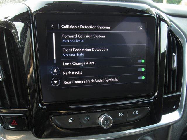 used 2023 Chevrolet Traverse car, priced at $34,998