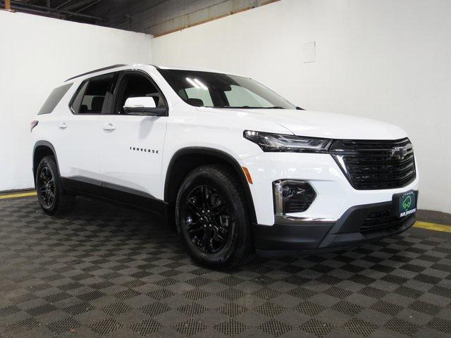 used 2023 Chevrolet Traverse car, priced at $34,998