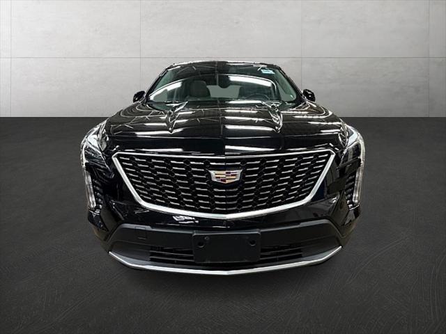 used 2021 Cadillac XT4 car, priced at $27,892