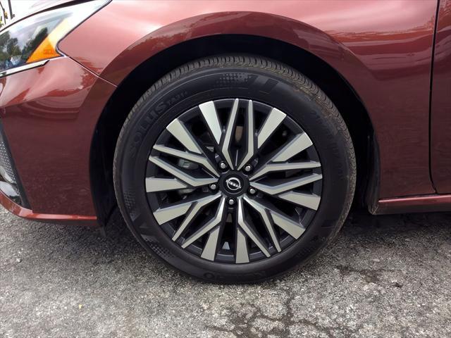 used 2025 Nissan Altima car, priced at $23,999