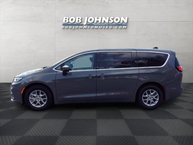used 2023 Chrysler Pacifica car, priced at $30,296