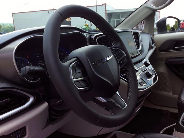 used 2023 Chrysler Pacifica car, priced at $30,296