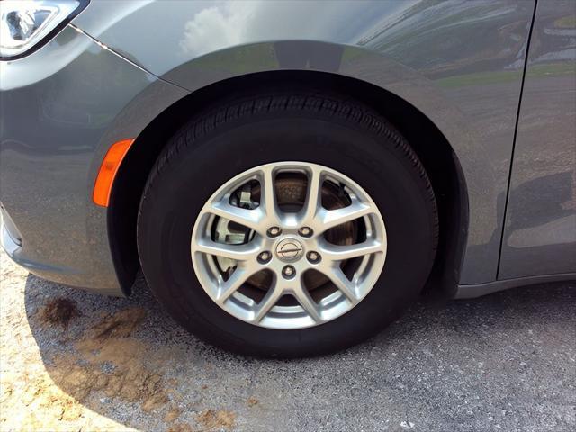 used 2023 Chrysler Pacifica car, priced at $30,296