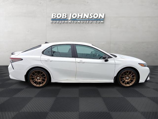 used 2024 Toyota Camry Hybrid car, priced at $28,317