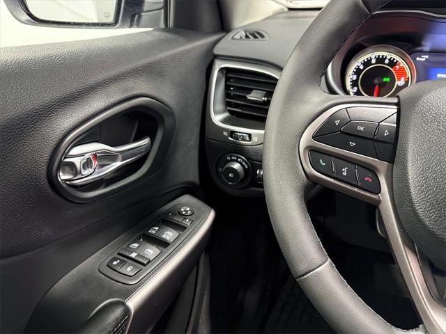 used 2022 Jeep Cherokee car, priced at $25,948