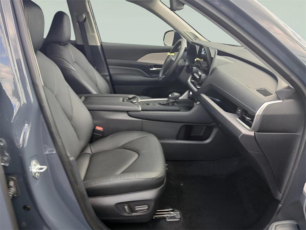 used 2024 Toyota Grand Highlander car, priced at $54,995