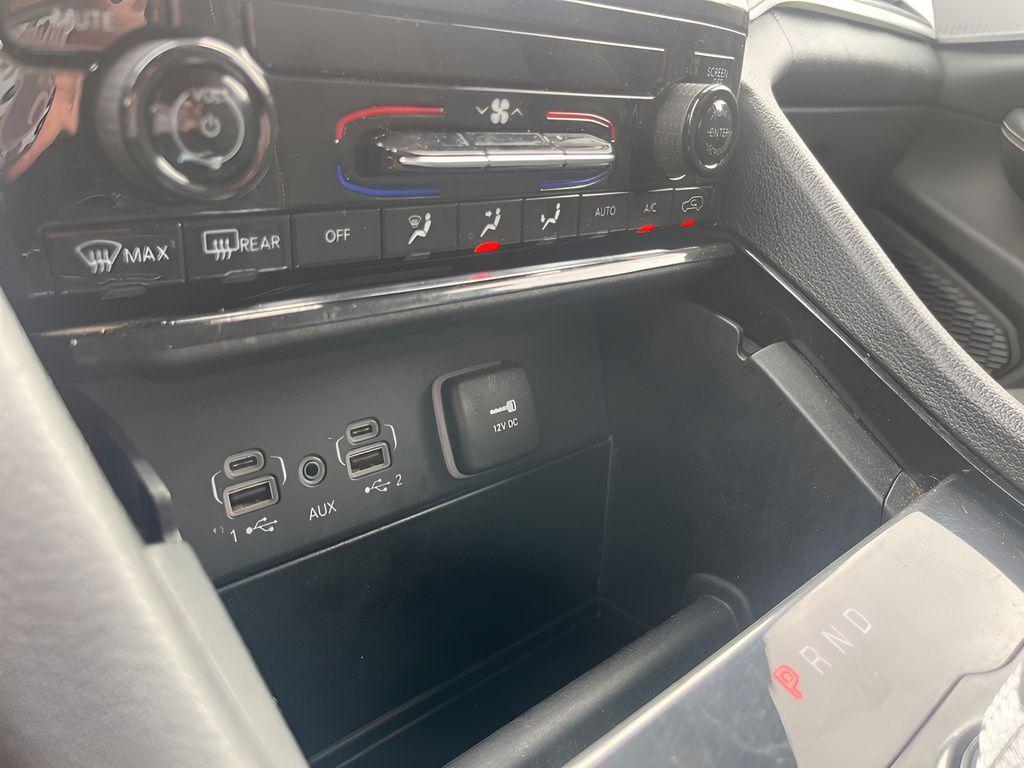used 2023 Jeep Grand Cherokee car, priced at $26,771