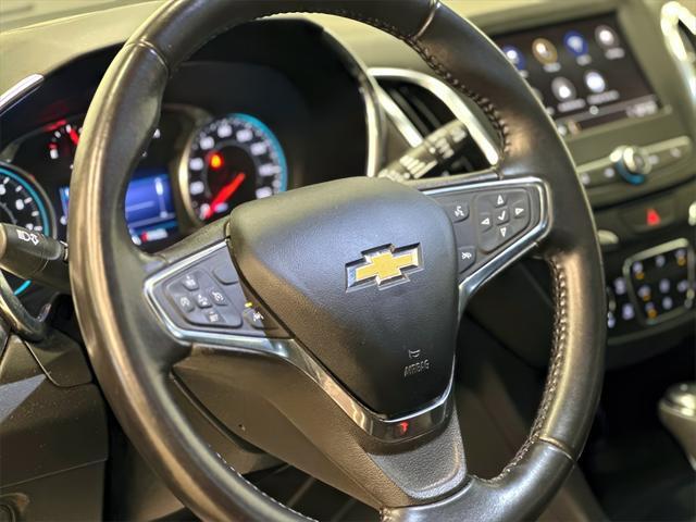 used 2021 Chevrolet Equinox car, priced at $18,850