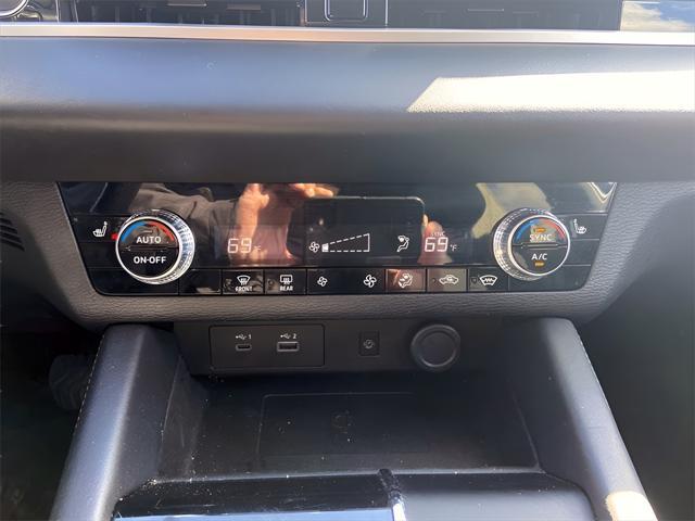 used 2024 Mitsubishi Outlander car, priced at $25,665