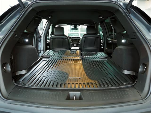 used 2021 Cadillac XT5 car, priced at $29,992