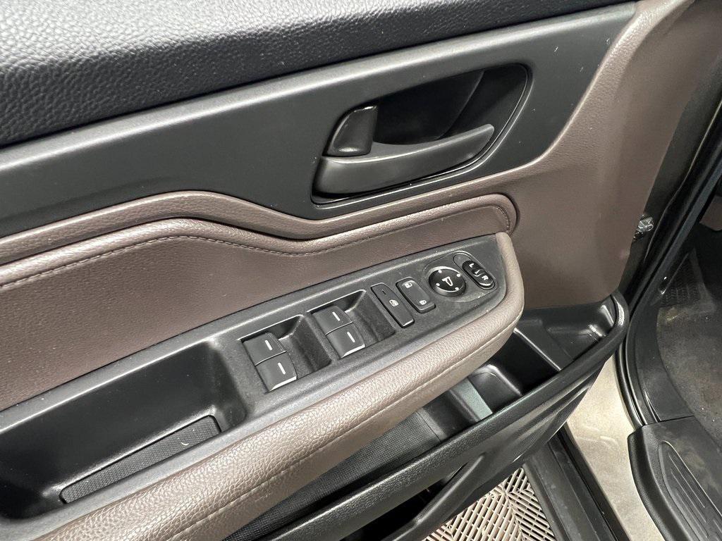 used 2019 Honda Odyssey car, priced at $11,906