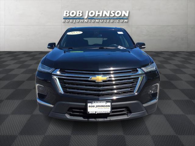 used 2022 Chevrolet Traverse car, priced at $34,182