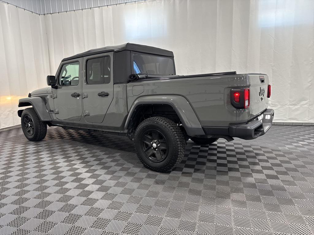 used 2022 Jeep Gladiator car, priced at $30,767