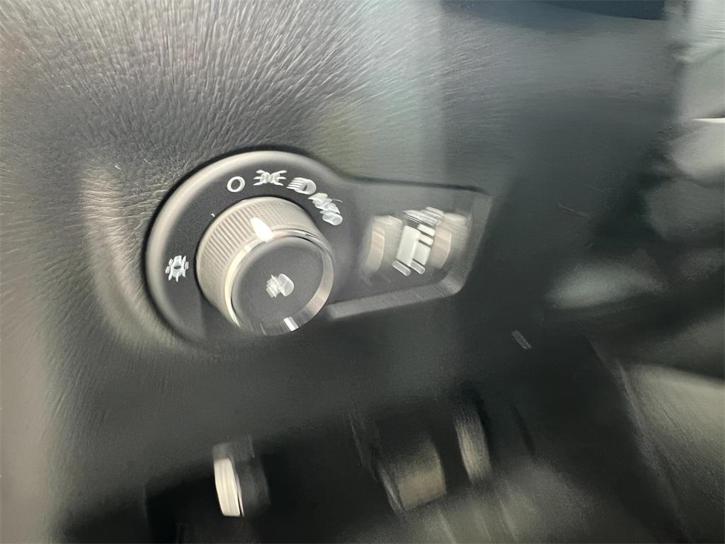 used 2022 Jeep Compass car, priced at $21,334