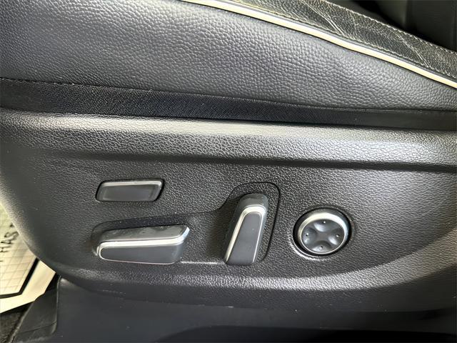 used 2024 Hyundai Palisade car, priced at $39,899