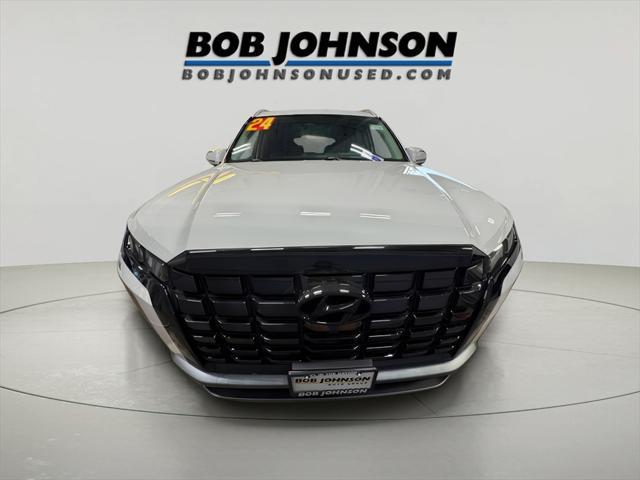 used 2024 Hyundai Palisade car, priced at $39,899