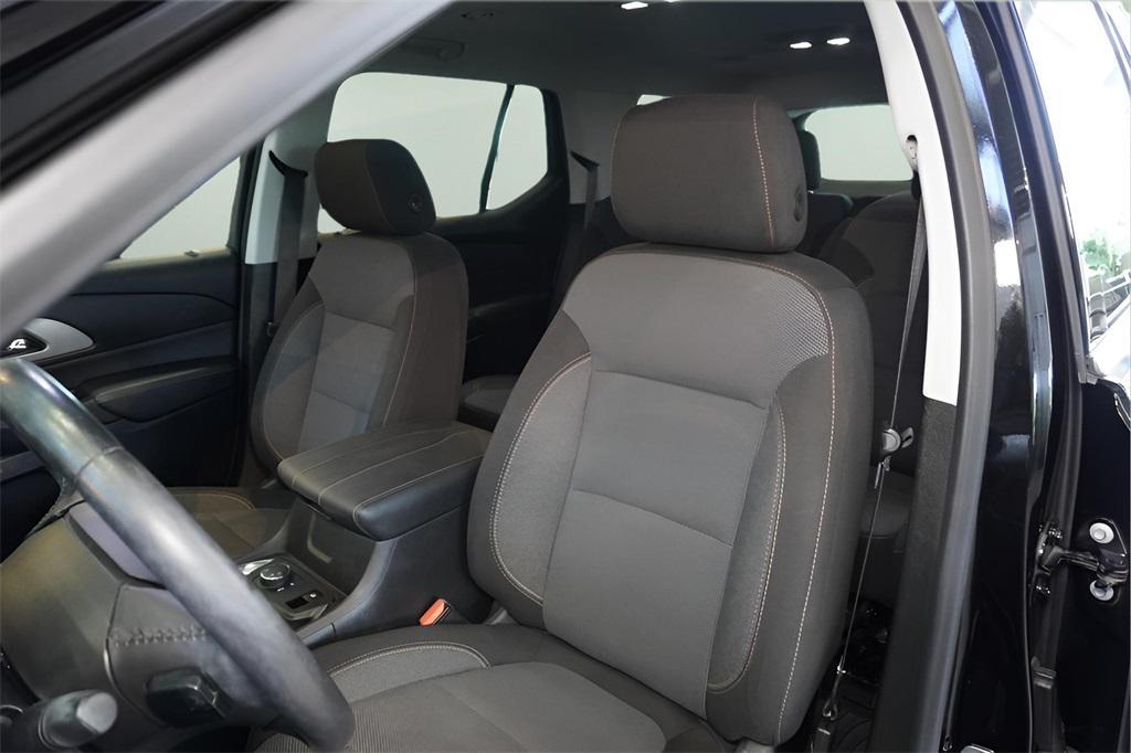 used 2020 Chevrolet Traverse car, priced at $25,546